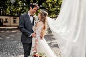 Wir sind dein Hochzeitsfotograf! Your Wedding Story erzählt eure Hochzeit in Bildern nach. Unsere Hochzeitsreportage erhält eure Erinenrungen für die Ewigkeit (51)